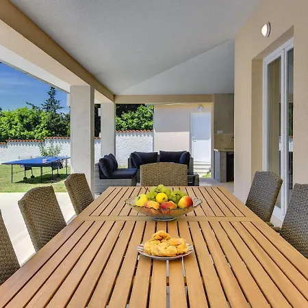 Holiday home Single-storey With Private Pool *