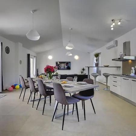 بيت للعطل Single-storey With Private Pool *